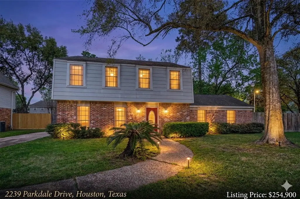 2239 Parkdale Drive, Houston, TX 77339 - #1