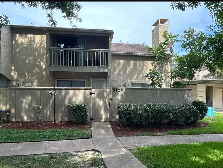 9323 Pagewood Lane, Houston, TX 77063 - #3