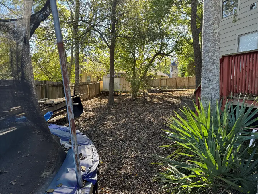 107 Harbour Town Lane, Conroe, TX 77356 - Image #2