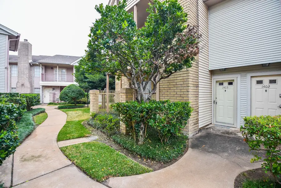 3100 Jeanetta Street #1402, Houston, TX 77063 - Image #2