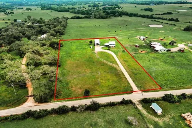 1345 E Old Hallettsville Road, Flatonia, TX 78941 - #2