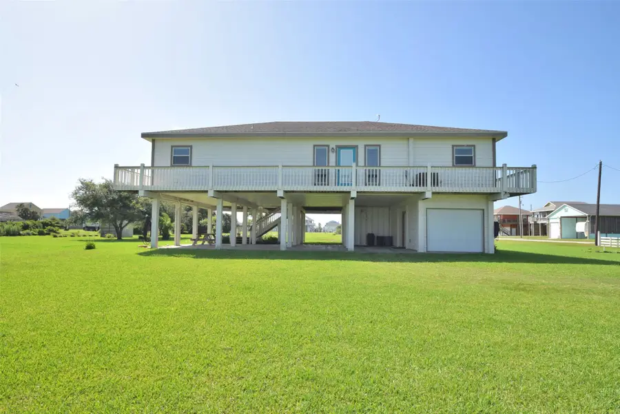 960 Alberdie Drive, Crystal Beach, TX 77650 - Image #3