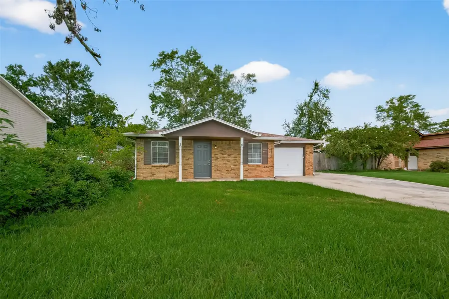 16823 S Lighthouse Drive, Crosby, TX 77532 - Image #2
