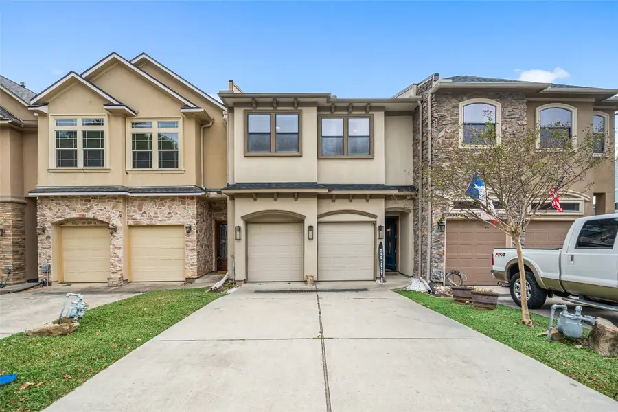 255 Capetown Drive, Conroe, TX 77356 - Image #2