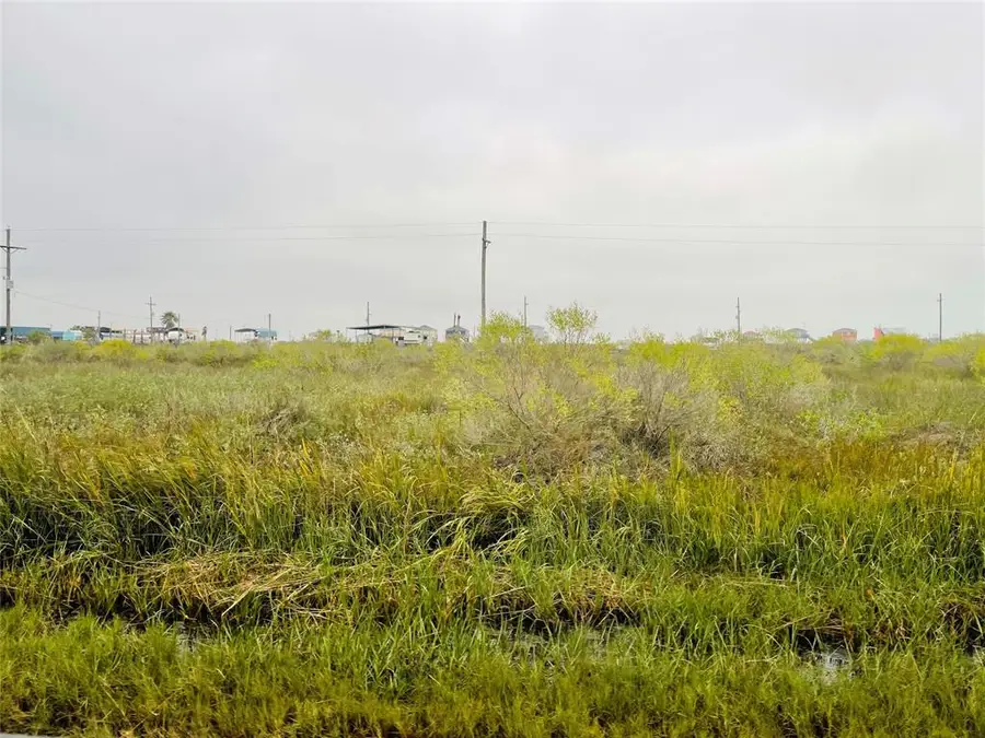 1116 Gulf Supply Road, Gilchrist, TX 77617 - Image #3