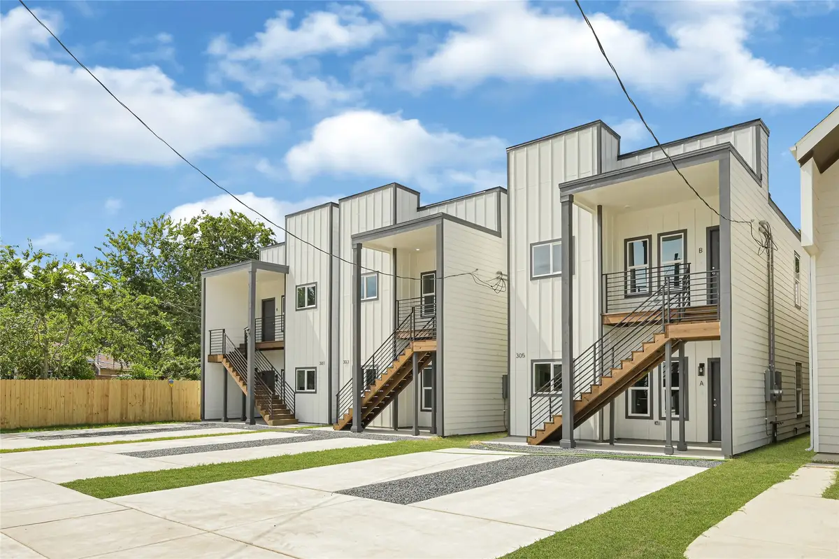 301A/B Bolden St Street, Houston, TX 77029 - #1