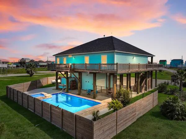 3001 Vista Del Mar Court, Port Bolivar, TX 77650