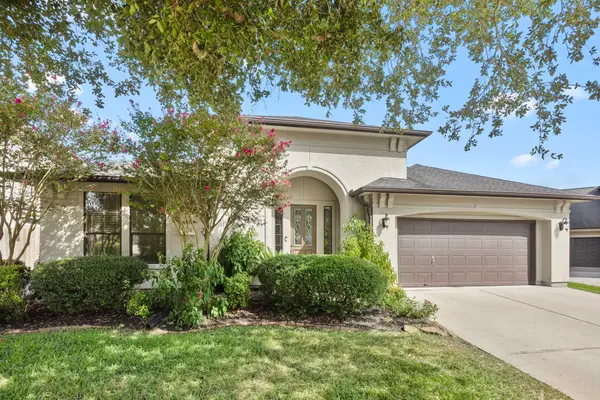 1474 Garden Lakes Drive, Friendswood, TX 77546