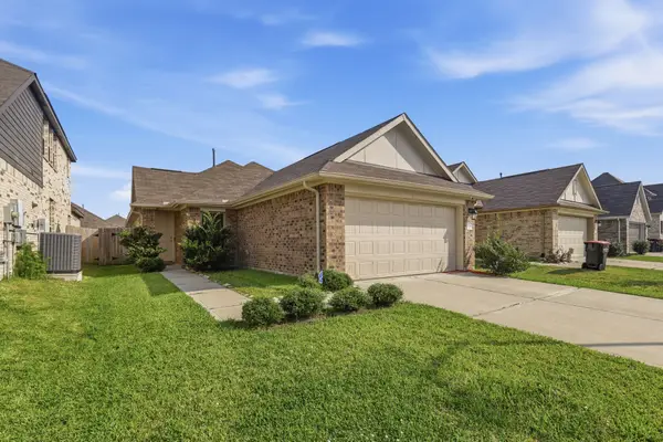 5047 Aspen Orchard Drive, Houston, TX 77066