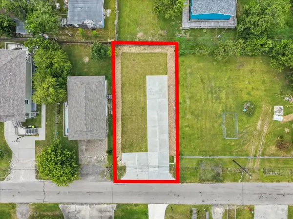 1040 Star Drive, San Leon, TX 77539