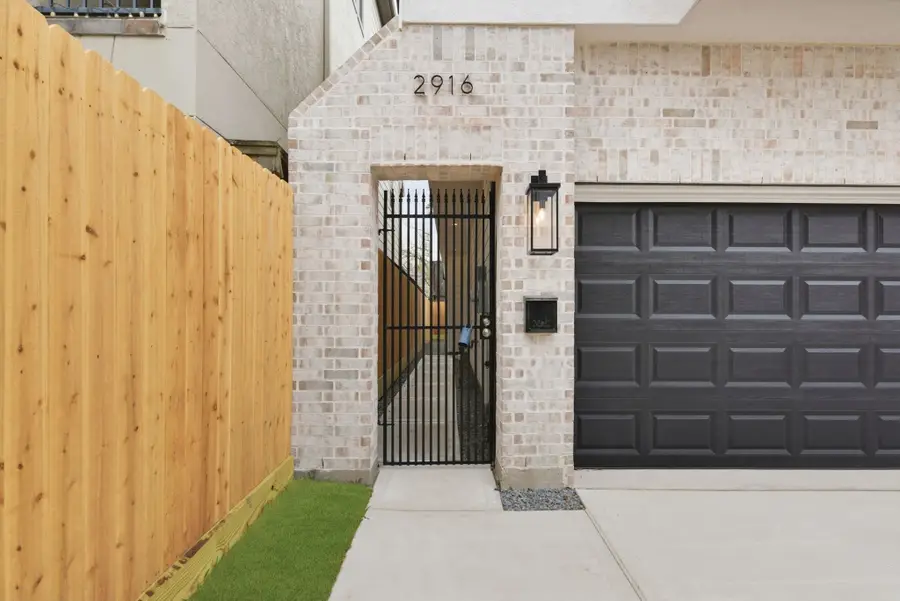 1434 Alexander Street, Houston, TX 77008 - #3