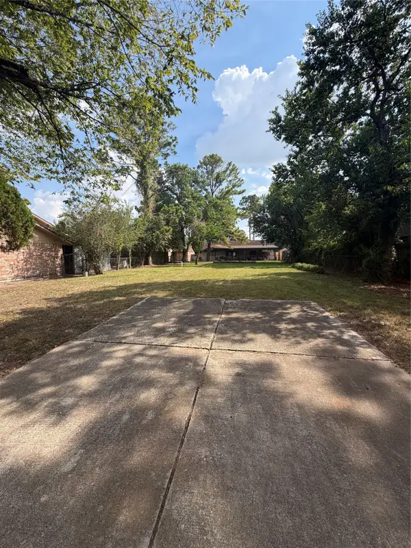 7839 Kellwood Drive, Houston, TX 77040