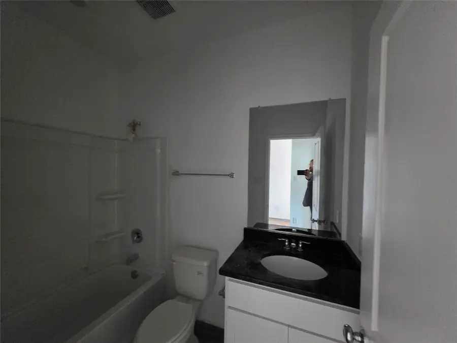 210 Rustic Alder Drive, Crosby, TX 77532 - Image #3