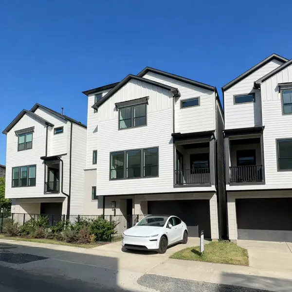 2213 Dennis Street, Houston, TX 77004