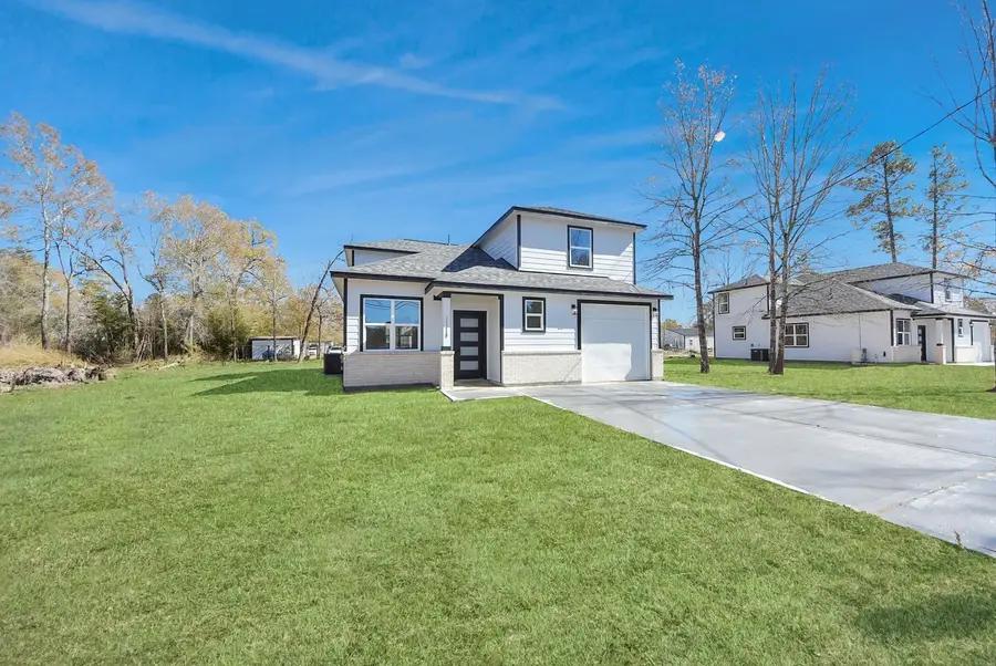 17119 Spindle Oaks Drive, Conroe, TX 77385 - Image #2