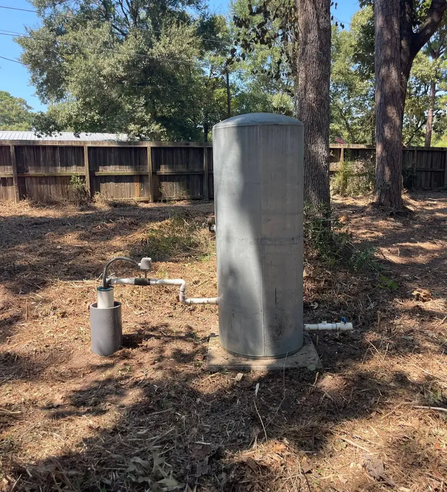 16020 N Loop Drive, Plantersville, TX 77363 - #2