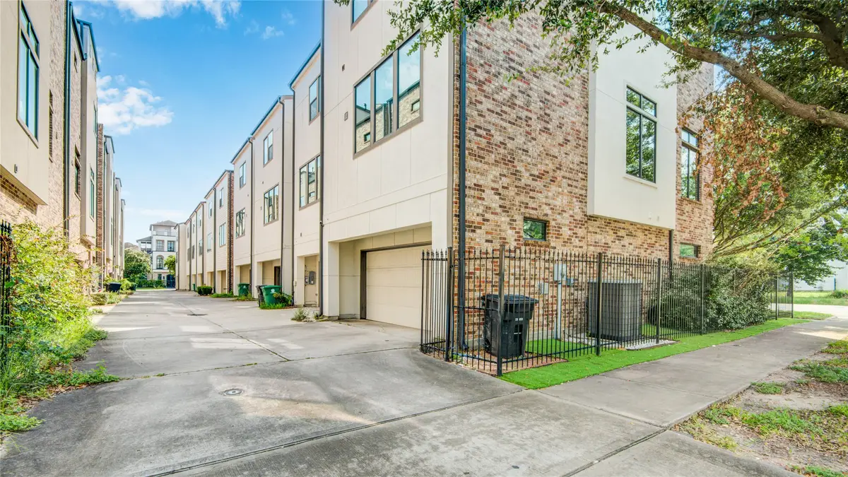 1401 Nagle Street, Houston, TX 77003 - Image #1