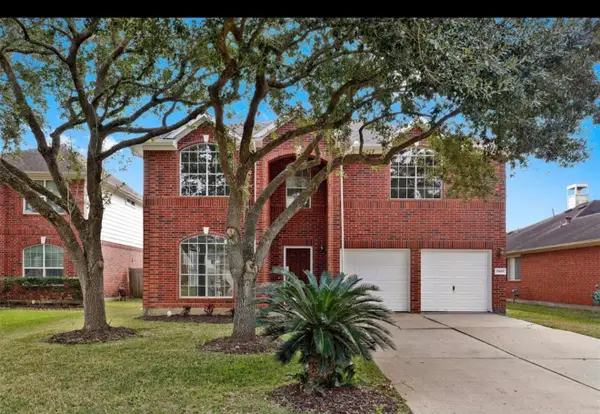 15615 Copano Bay Drive, Sugar Land, TX 77498