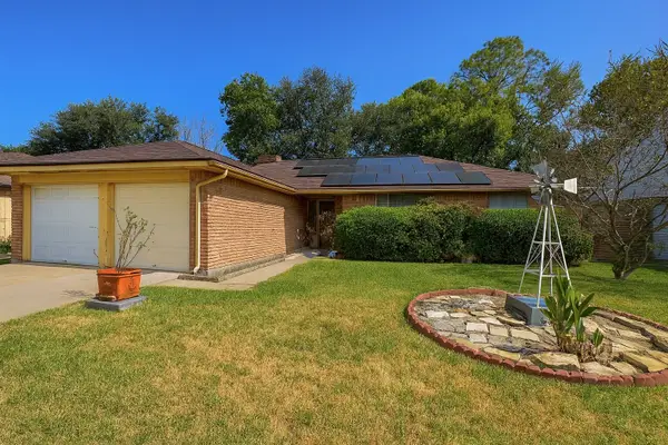 11002 Radford Lane, Houston, TX 77099