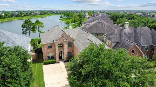 13508 Sweet Wind Court, Pearland, TX 77584