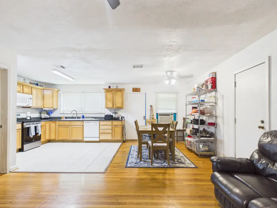 113 W Riverwood Drive, Houston, TX 77076 - #3