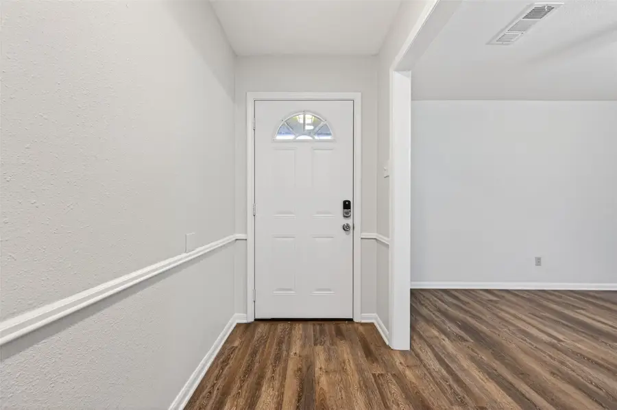 2103 Briar Ridge Drive, Rosenberg, TX 77471 - Image #2