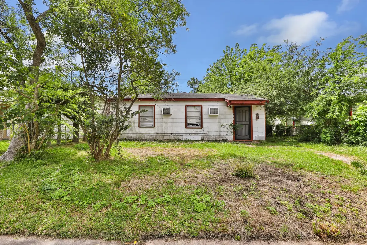 10530 Chadwick Street, Houston, TX 77029 - #1