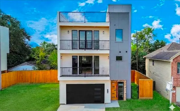 9022 Ferdinand Street, Houston, TX 77051