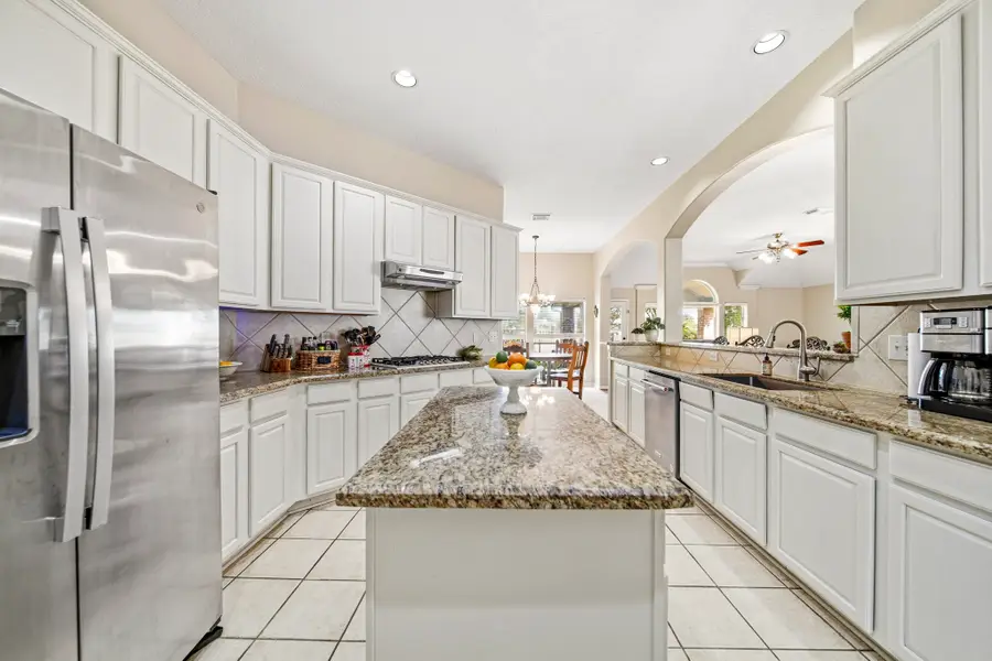 1575 Garden Lakes Drive, Friendswood, TX 77546 - #2