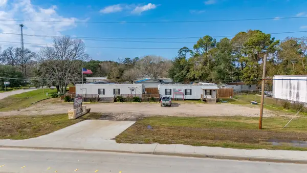 24203 Fm 2100 Road, Huffman, TX 77336