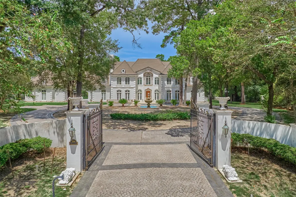 206 N Tranquil Path, The Woodlands, TX 77380 - #1