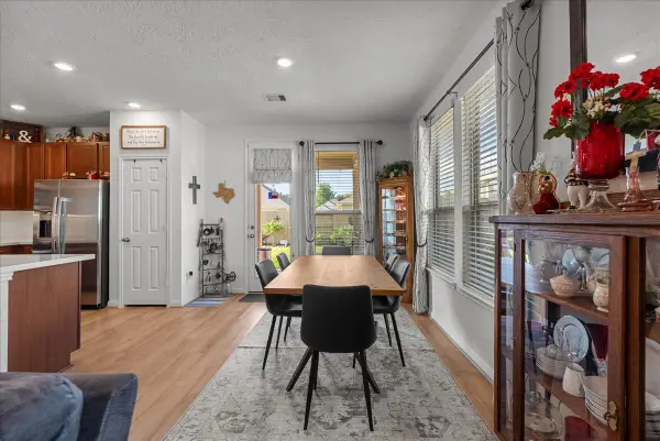 712 Allana Lane, Alvin, TX 77511