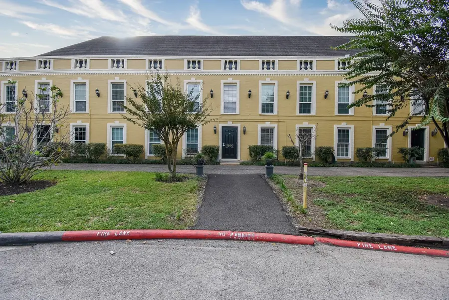 5200 Arboles Drive #2, Houston, TX 77035 - #3