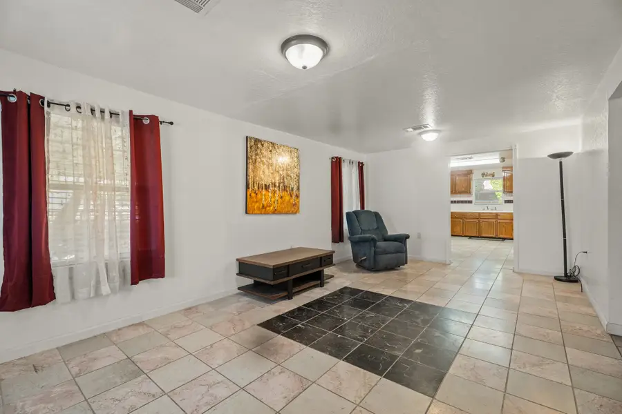 4514 E 24th E Street, Dickinson, TX 77539 - #2