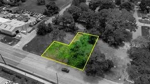 303 Austin Street, Richmond, TX 77469