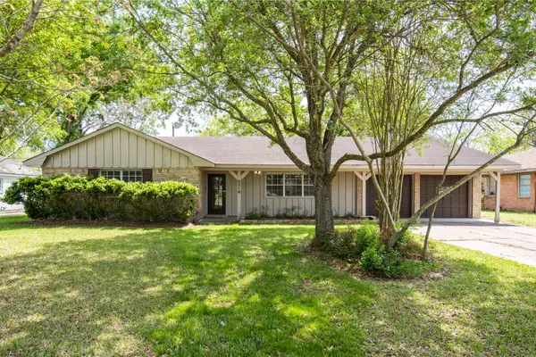 5319 Willowbend Boulevard, Houston, TX 77096