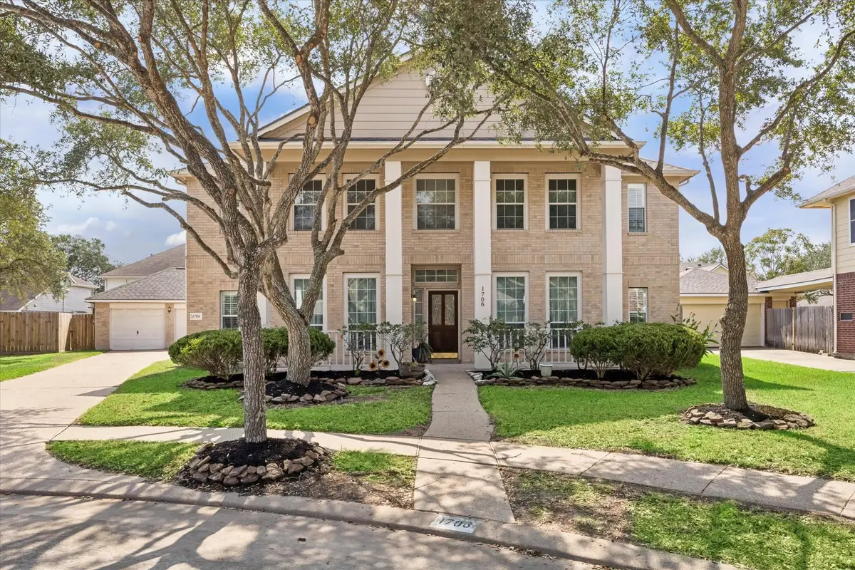1706 Gaslight Court, Seabrook, TX 77586 - Image #1