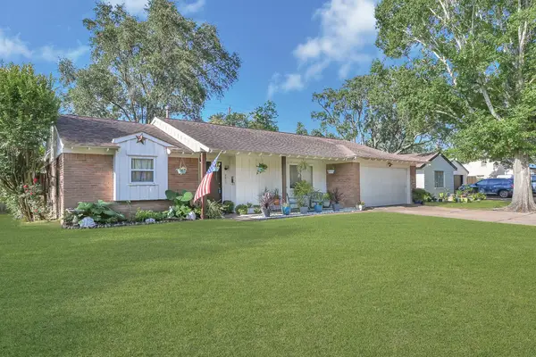 5611 W Airport Blvd Boulevard, Houston, TX 77035