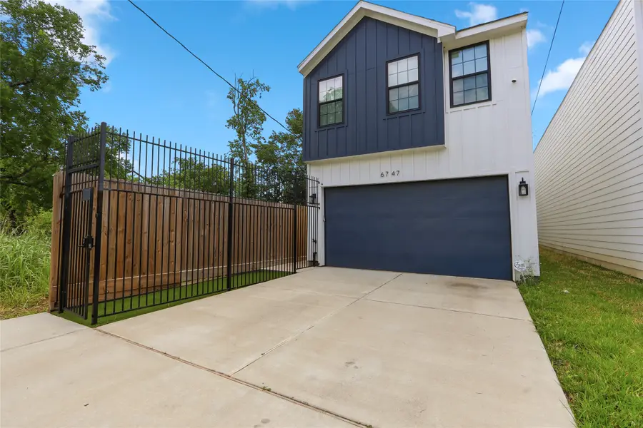 6747 Peerless Street, Houston, TX 77021 - #2