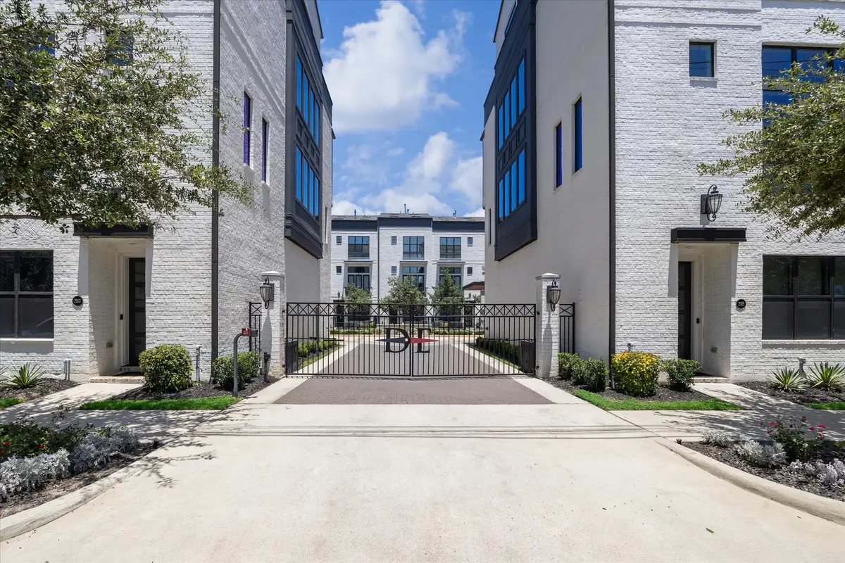 1119 Paige Street, Houston, TX 77003 - #1