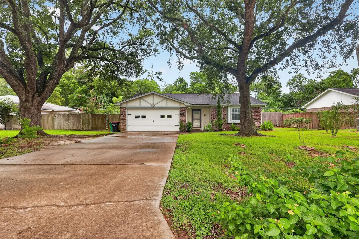 9915 Forest Hollow Drive, Baytown, TX 77521 - #1
