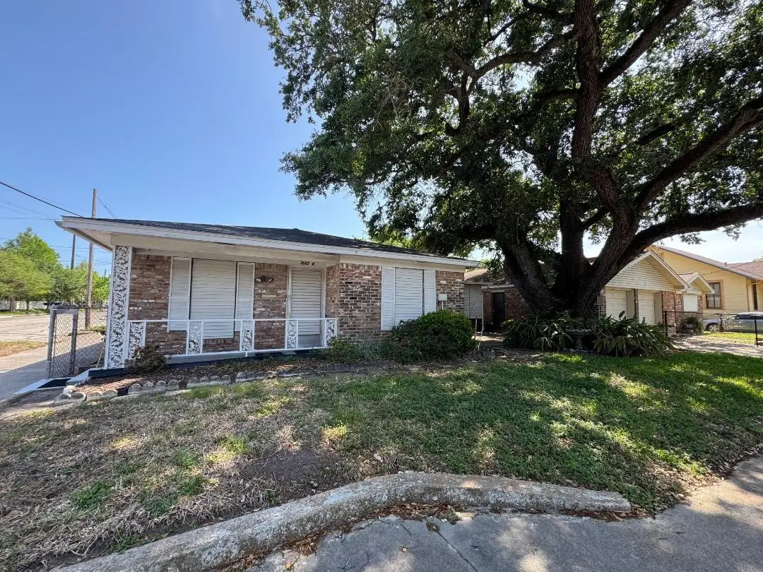 3503 Avenue K, Galveston, TX 77550 - #1