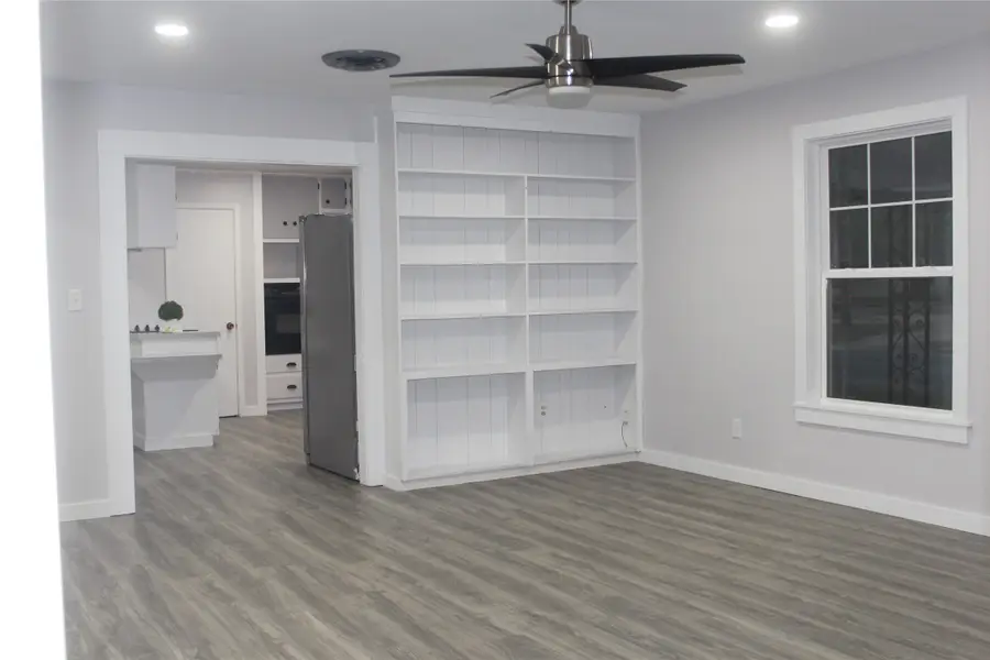 807 Depot Street, El Campo, TX 77437 - #2