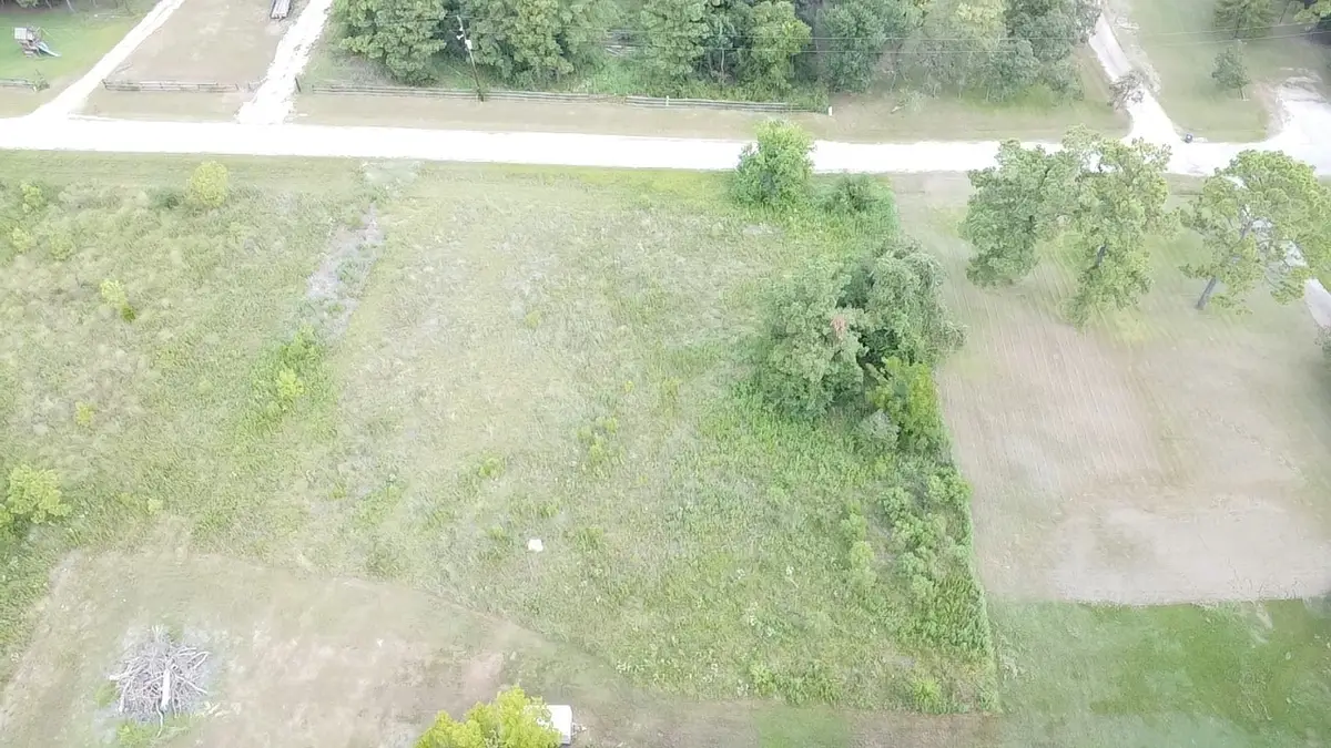 Lot 9 Lewis Creek Circle, Willis, TX 77318 - Image #1