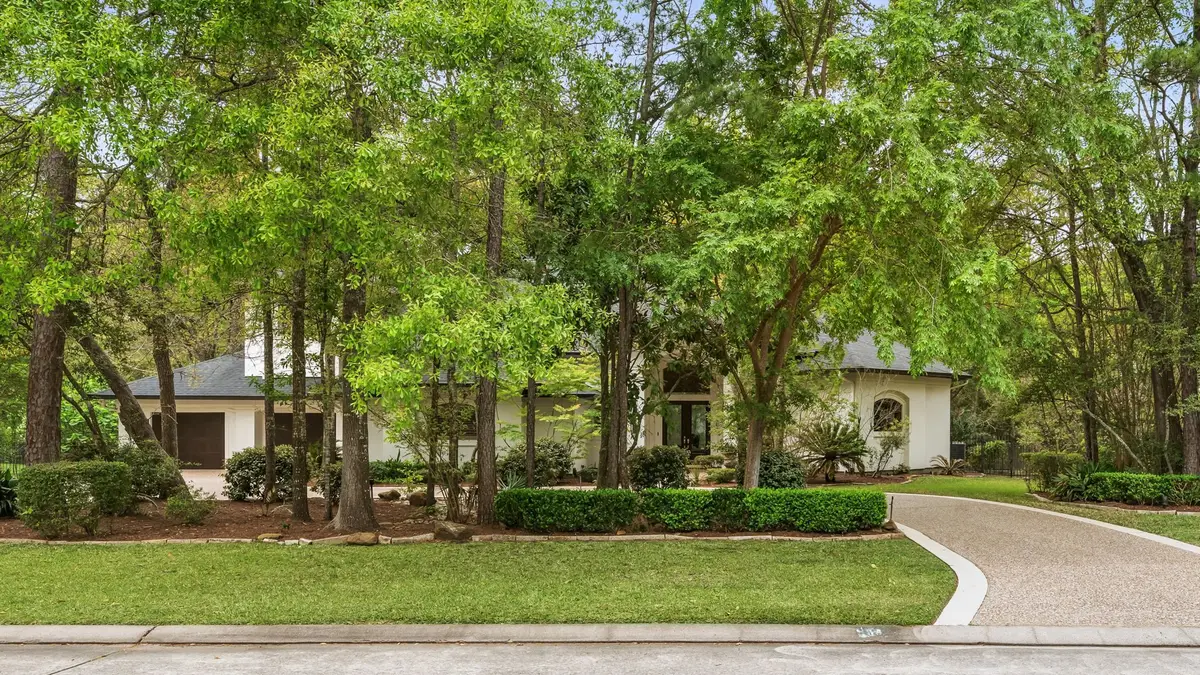 55 Benton Woods Circle, The Woodlands, TX 77382 - #1