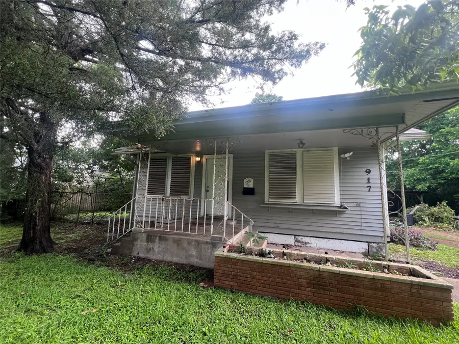 917 Laurel Street, La Marque, TX 77568 - #2