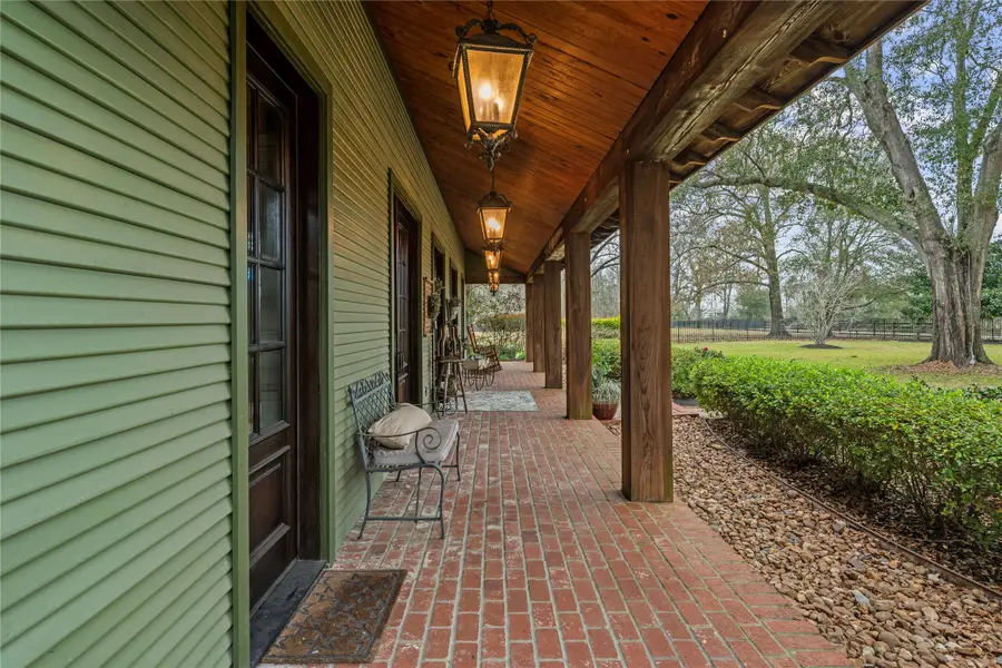 1395 Ford Avenue, Dayton, TX 77535 - Image #2