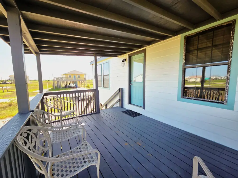 714 Caisson Street, Surfside Beach, TX 77541 - Image #2