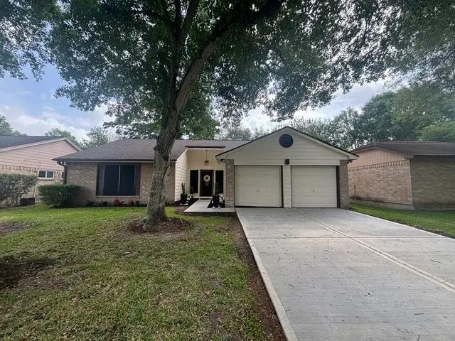 122 Greenshire Drive, League City, TX 77573 - #1