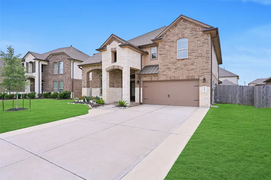 2708 Merlin Lane, Pearland, TX 77581 - Image #2